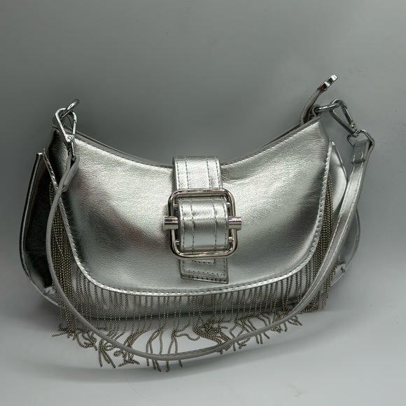 NWT Silver beaded fringe shoulder bag - Picture 2 of 7